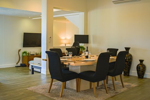 Casa de 4 dormitorios en Ko Samui, Tailandia № 120367 - foto 15