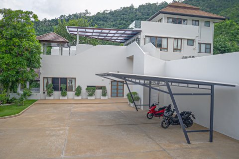 Casa de 4 dormitorios en Ko Samui, Tailandia № 120367 - foto 14