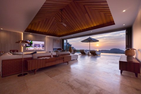 Chalet de 4 dormitorios en Layan Beach, Tailandia № 166107 - foto 18
