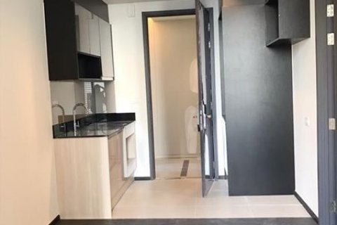 Condominio de 1 dormitorio en Bangkok, Tailandia № 144205 - foto 2