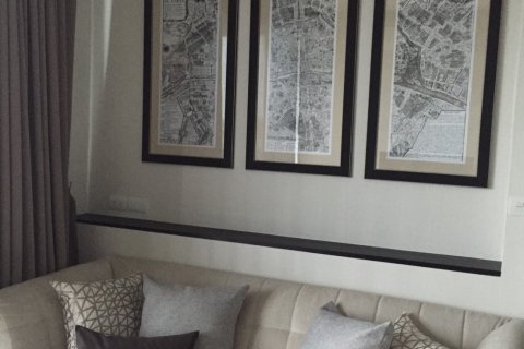 Condominio de 2 dormitorios en Phra Khanong, Bangkok, Tailandia № 144204 - foto 3
