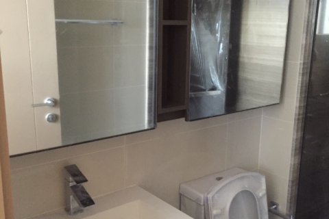 Condominio de 1 dormitorio en Bangkok, Tailandia № 144208 - foto 5