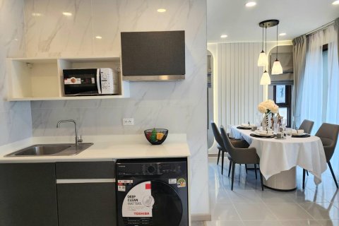 Apartamento de 3 habitaciones en Pattaya, Tailandia № 167046 - foto 6