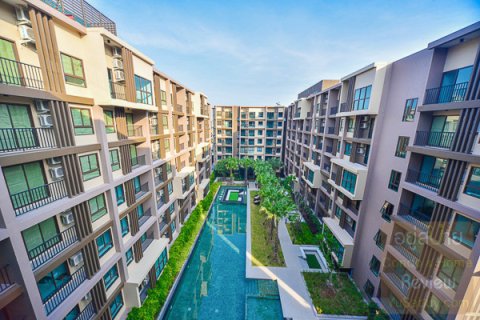 Apartamento de 3 habitaciones en Pattaya, Tailandia № 167046 - foto 11