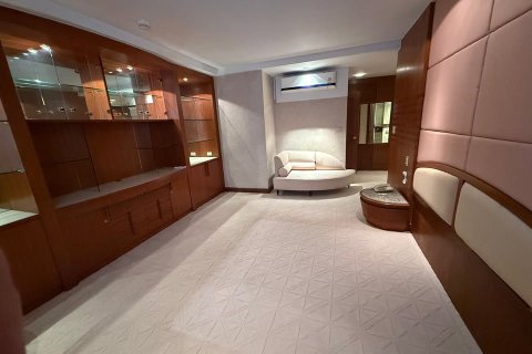 Condo à Bangkok, Thaïlande, 3 chambres № 167036 - photo 11