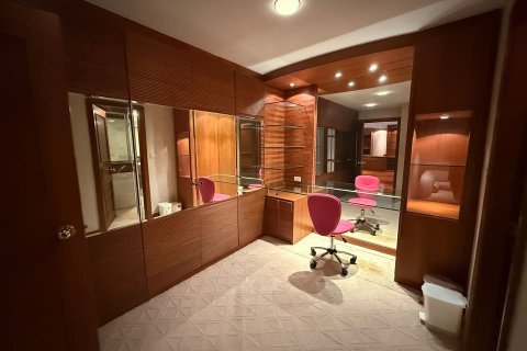 Condo à Bangkok, Thaïlande, 3 chambres № 167036 - photo 12