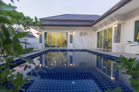Villa à Hua Hin, Thaïlande 3 chambres № 194788