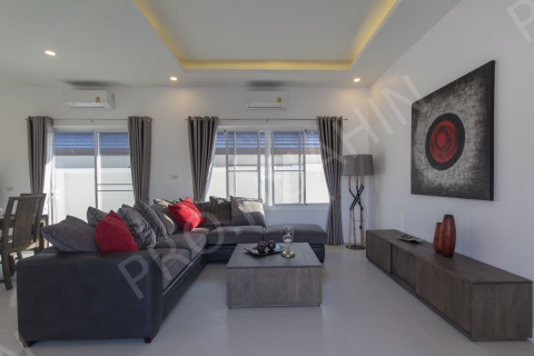 Chalet de 3 dormitorios en Hua Hin, Tailandia № 194788 - foto 22