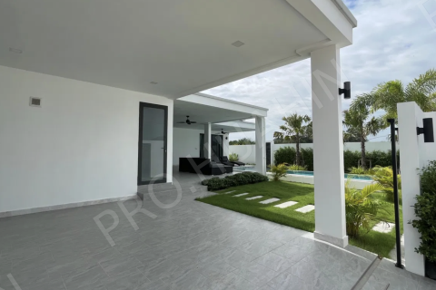 Chalet de 2 dormitorios en Hua Hin, Tailandia № 194791 - foto 16
