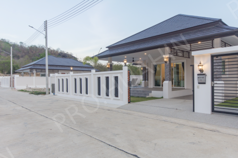 Chalet de 2 dormitorios en Hua Hin, Tailandia № 194790 - foto 4