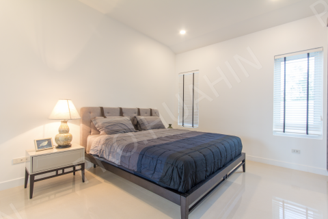 Chalet de 2 dormitorios en Hua Hin, Tailandia № 194790 - foto 12