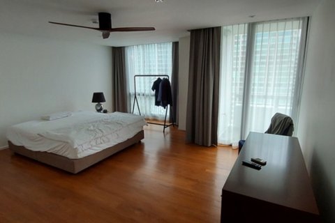 Eigentumswohnung in Bangkok, Thailand, 4 Schlafzimmer  № 201213 - Foto 8