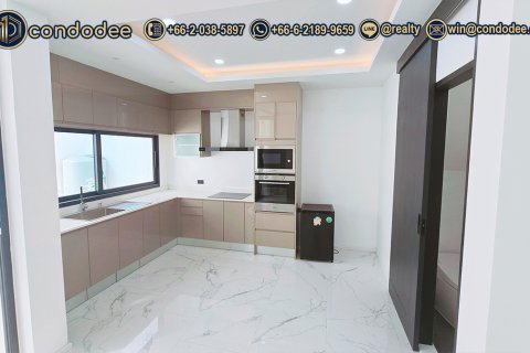Townhouse à Watthana, Bangkok, Thaïlande 4 chambres № 201217 - photo 12