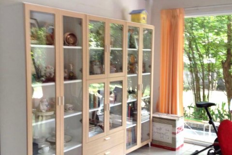 Casa de 4 dormitorios en Saphan Sung, Bangkok, Tailandia № 47616 - foto 3