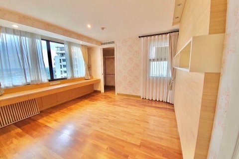 Condominio de 4 dormitorios en Nonthaburi, Tailandia № 47614 - foto 12