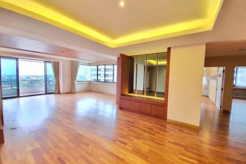 Condominio de 4 dormitorios en Nonthaburi, Tailandia № 47614 - foto 8