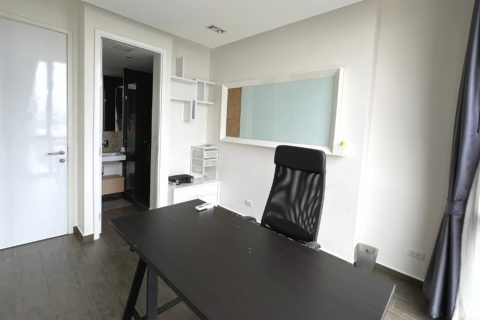 Condominio de 2 dormitorios en Watthana, Bangkok, Tailandia № 47613 - foto 13
