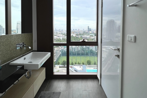 Condominio de 2 dormitorios en Watthana, Bangkok, Tailandia № 47613 - foto 16