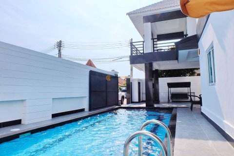 Estudio en Pattaya, Tailandia № 175593 - foto 2