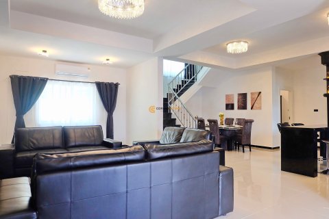Estudio en Pattaya, Tailandia № 175593 - foto 11