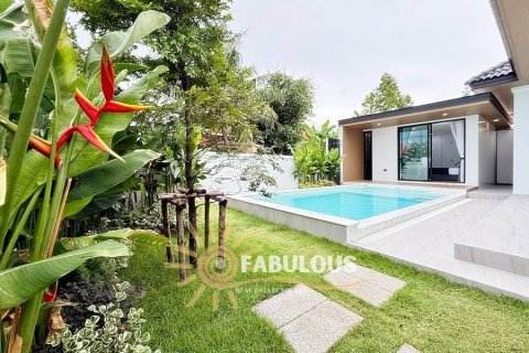 Chalet de 3 dormitorios en Ko Kaeo, Tailandia № 179318 - foto 13