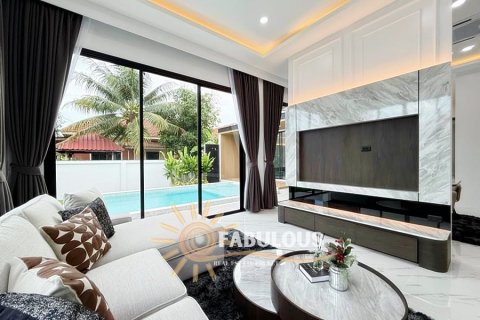 Chalet de 3 dormitorios en Ko Kaeo, Tailandia № 179318 - foto 7