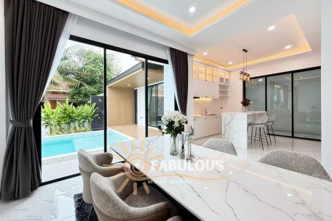 Chalet de 3 dormitorios en Ko Kaeo, Tailandia № 179318 - foto 8