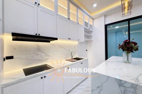 Chalet de 3 dormitorios en Ko Kaeo, Tailandia № 179318 - foto 9