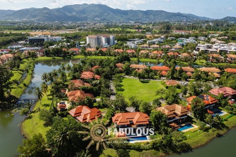 วิลล่าในบางเทา, ประเทศไทย 4 ห้องนอน № 179320