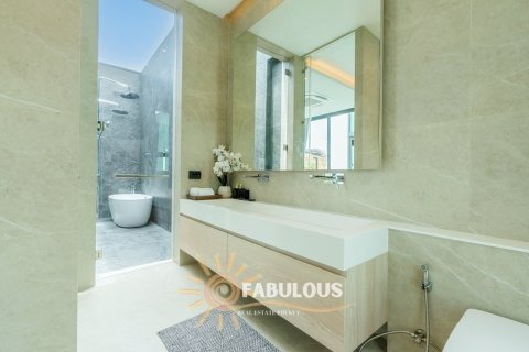 Chalet de 3 dormitorios en Bang Tao, Tailandia № 179319 - foto 10