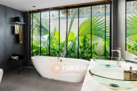 Chalet de 4 dormitorios en Rawai, Tailandia № 179317 - foto 6