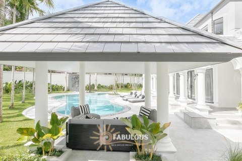 Chalet de 5 dormitorios en Bang Tao, Tailandia № 179321 - foto 3