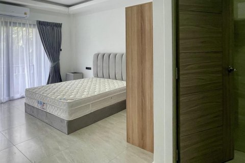 Adosado de 8 dormitorios en Ko Samui, Tailandia № 160534 - foto 17