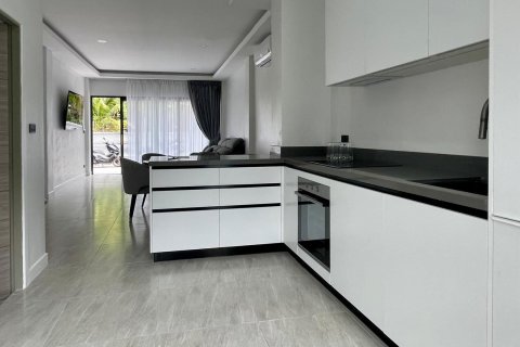 Adosado de 8 dormitorios en Ko Samui, Tailandia № 160534 - foto 9