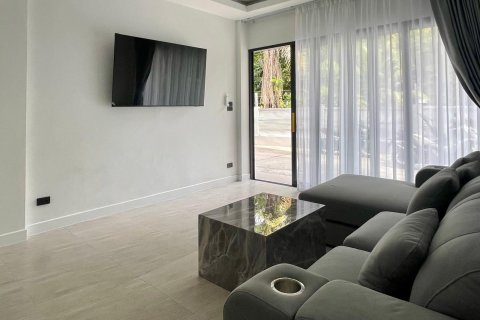 Adosado de 8 dormitorios en Ko Samui, Tailandia № 160534 - foto 7