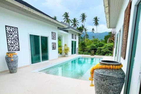Chalet de 4 dormitorios en Ko Samui, Tailandia № 158297 - foto 11