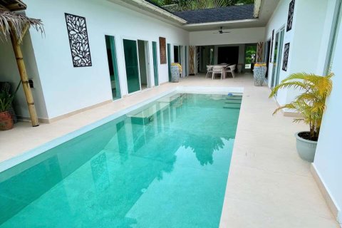 Chalet de 4 dormitorios en Ko Samui, Tailandia № 158297 - foto 8