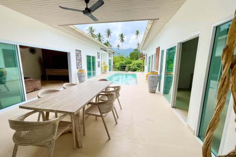 Chalet de 4 dormitorios en Ko Samui, Tailandia № 158297 - foto 2