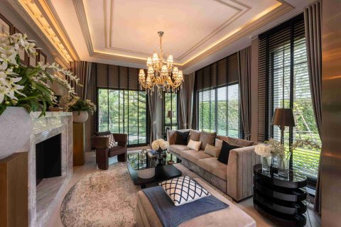 Casa de 4 dormitorios en Bangkok, Tailandia № 183940 - foto 4