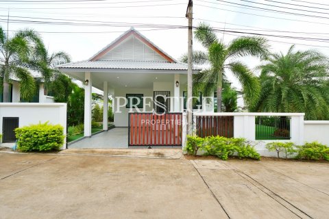 Maison à Pattaya, Thaïlande 4 chambres № 198601