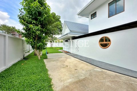 บ้านในพัทยา, ประเทศไทย 5 ห้องนอน № 198605 - รูปถ่าย 28