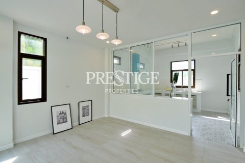 บ้านในพัทยา, ประเทศไทย 5 ห้องนอน № 198605 - รูปถ่าย 9