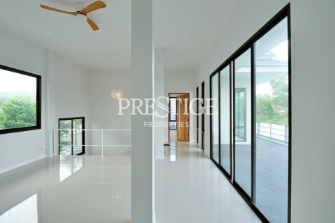 บ้านในพัทยา, ประเทศไทย 5 ห้องนอน № 198605 - รูปถ่าย 17