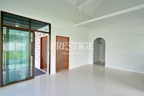 บ้านในพัทยา, ประเทศไทย 5 ห้องนอน № 198605 - รูปถ่าย 13