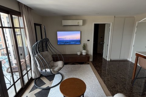 Condominio de 2 dormitorios en Pattaya, Tailandia № 168868 - foto 17