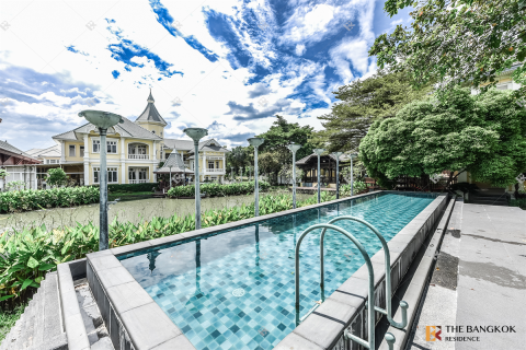 Casa de 5 dormitorios en Bangkok, Tailandia № 189123 - foto 2