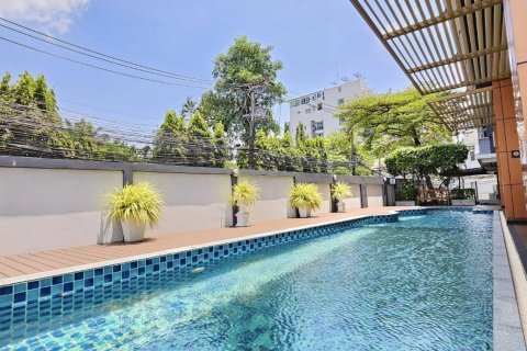 Eigentumswohnung in Bangkok, Thailand, 2 Schlafzimmer  № 143151 - Foto 16