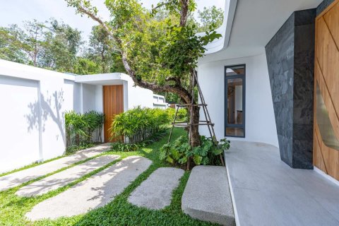 Chalet de 5 dormitorios en Phuket, Tailandia № 166408 - foto 17