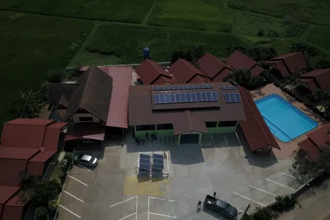 Hotel en Kaset Sombun, Tailandia № 173503