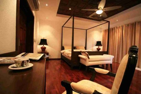 Casa de 3 dormitorios en Pattaya, Tailandia № 184146 - foto 8
